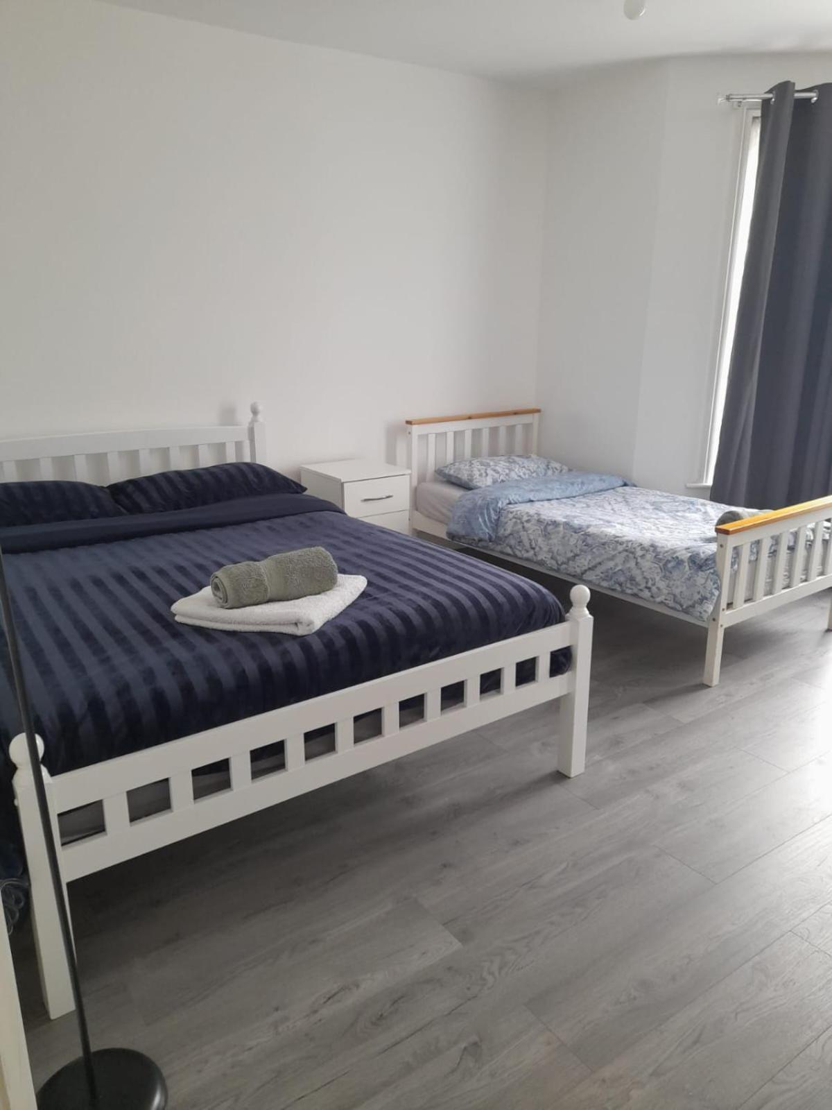 Rayan'S Lodge Stratford ロンドン エクステリア 写真