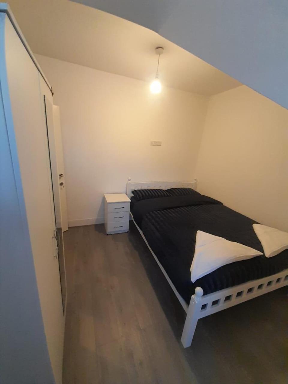Rayan'S Lodge Stratford ロンドン エクステリア 写真