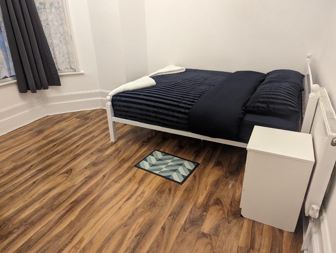 Rayan'S Lodge Stratford ロンドン エクステリア 写真